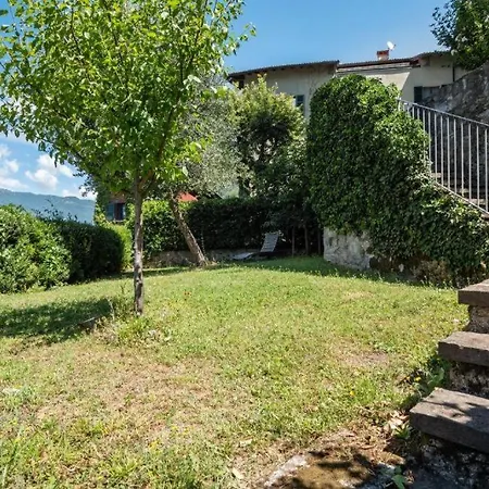 With Shared Pool And Parking! View * Nesso